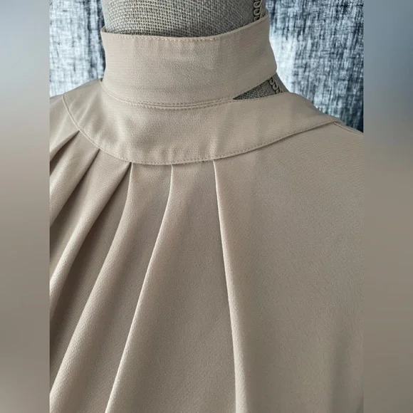 Beautiful, sexy and feminine vintage Lorraine Beauchamp cocktail/evening dress - Picture 15 of 16